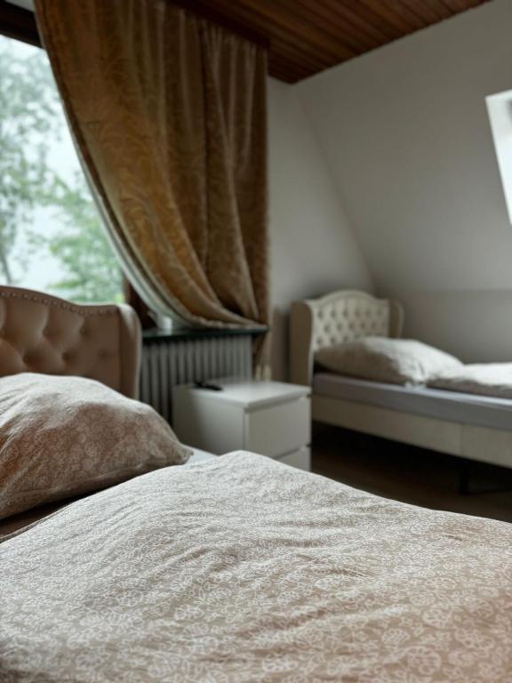 Voodi või voodid majutusasutuse Modern Nine toas