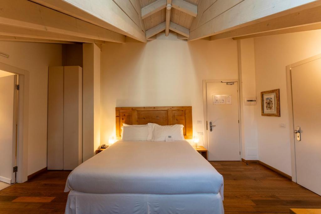 Art Hotel Varese - Double Room - Attic