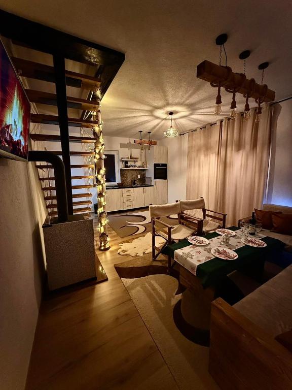 Χώρος καθιστικού στο Villa Golden View TD Sarajevo