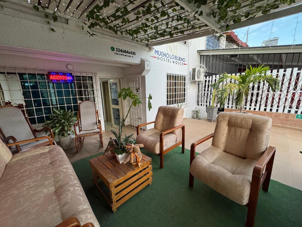 En balkon eller terrasse på Mucho lo Bueno - Hostel House