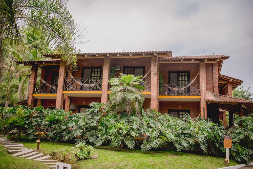 Κήπος έξω από το Pousada Arraial do Ouro