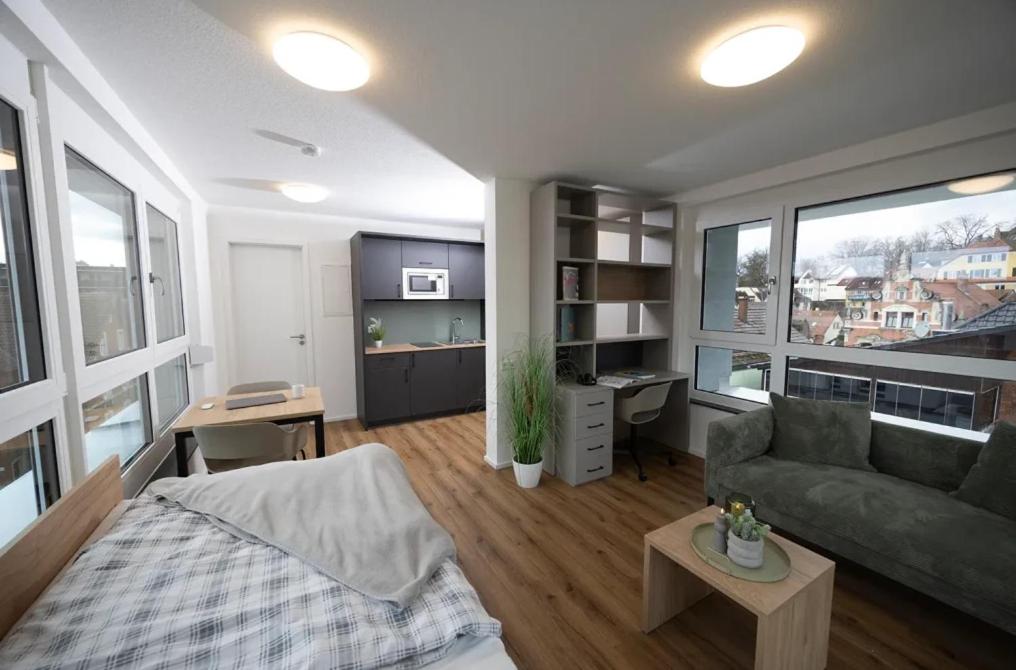 Helles Penthouse im 3 und 20 KARLS Cityblick und Dachterrasse ...