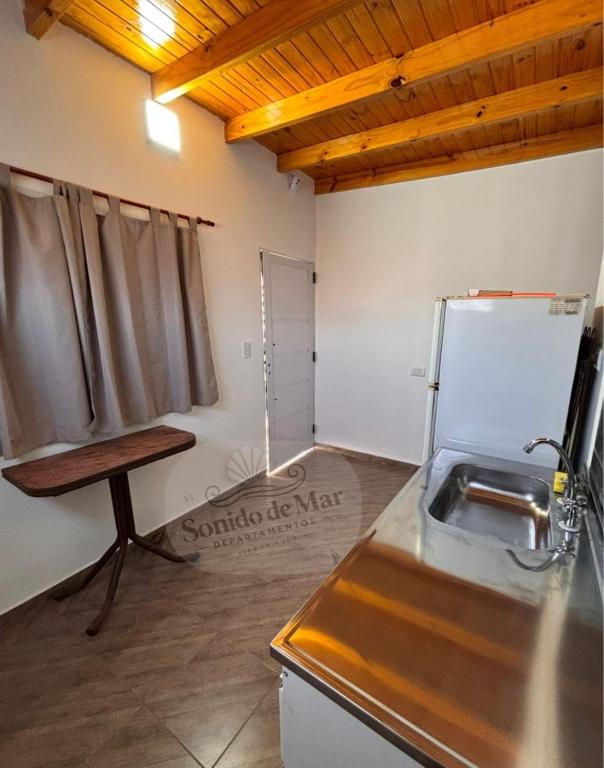 Køkken eller tekøkken på Sonido de mar 2