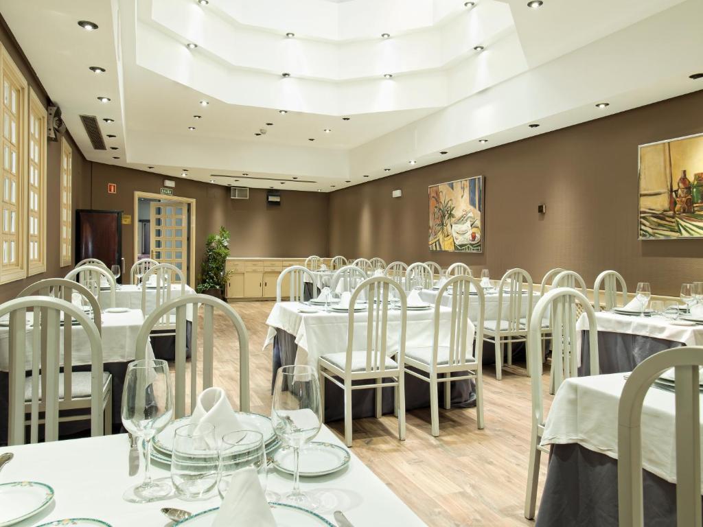 Restaurace v ubytování Hotel Zentral Parque