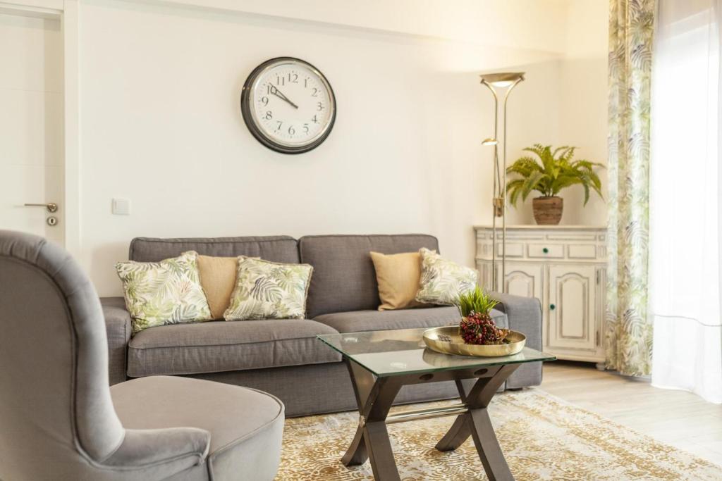 B35 - Andorinha City Heart Apartment in Lagos - 7