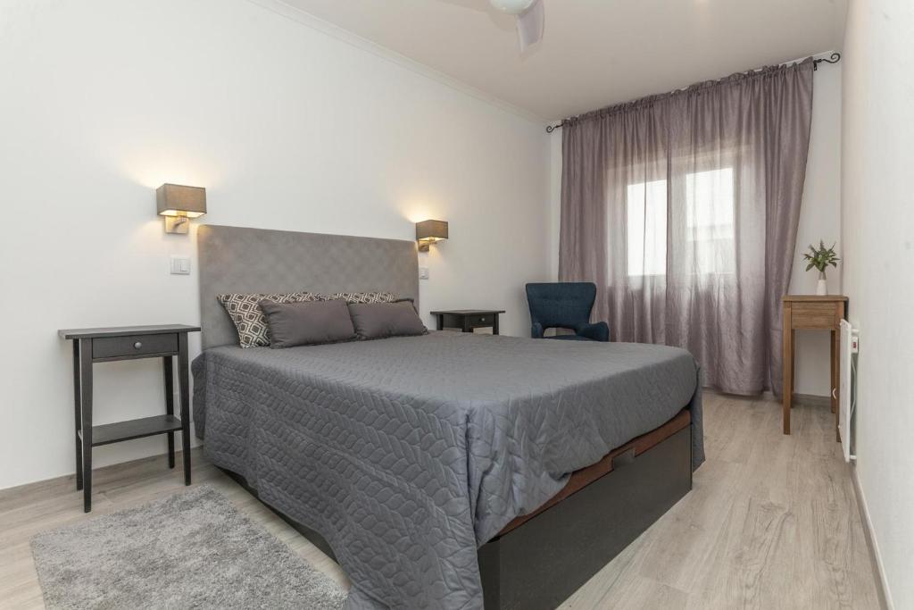 B35 - Andorinha City Heart Apartment in Lagos - 17