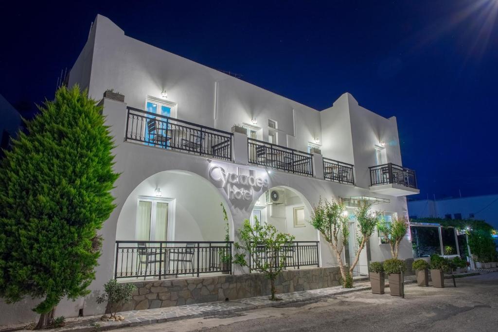 Gallery image of Hotel Cyclades in Parikia