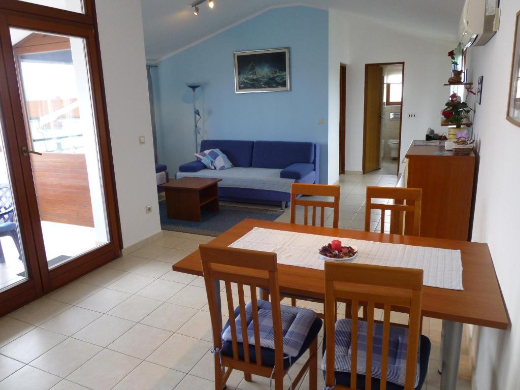 Część wypoczynkowa w obiekcie Apartment Grozic