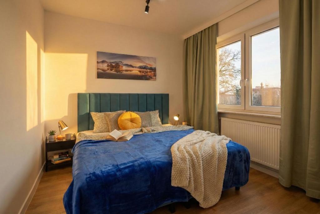 En eller flere senge i et værelse på Villa Ursovia by VAYA STAYS