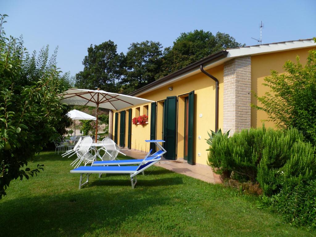 A garden outside Agriturismo Dondino