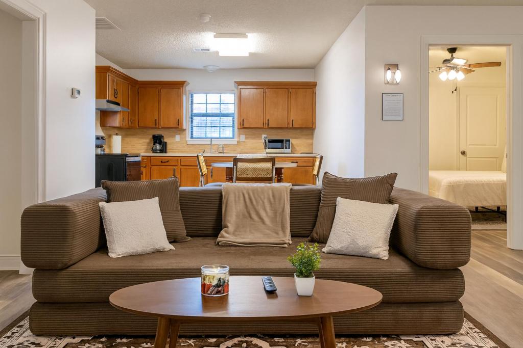 Kuchyň nebo kuchyňský kout v ubytování Grannies Cajun Chateau