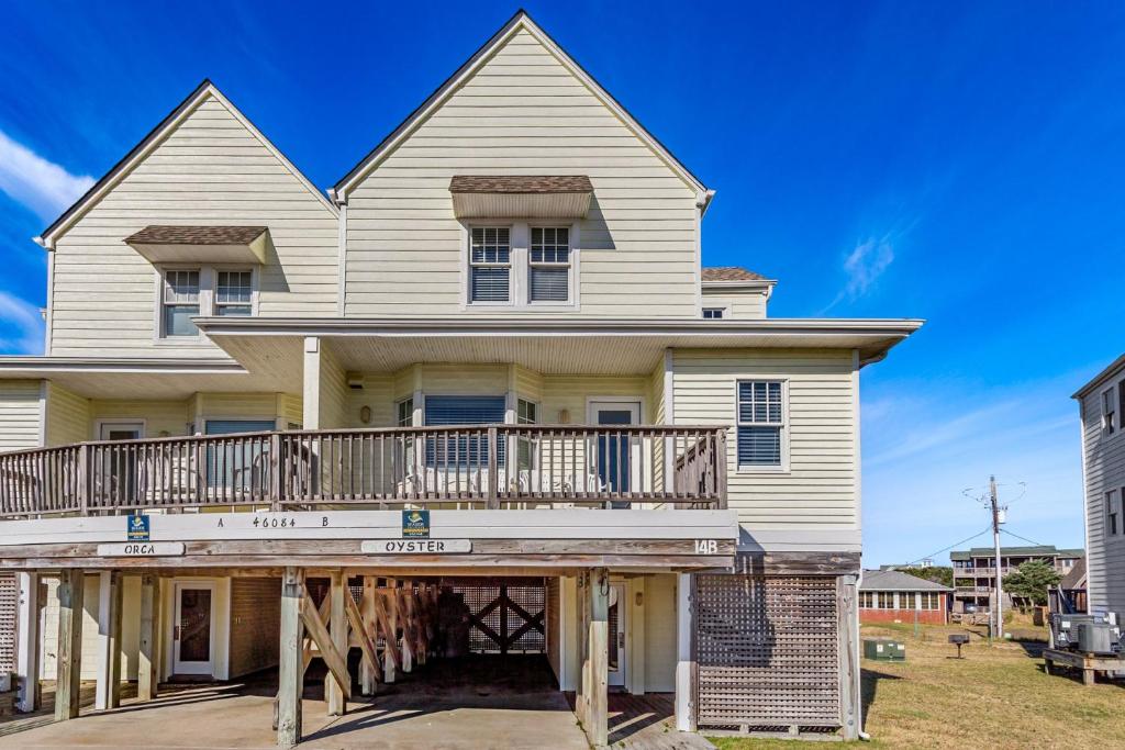 Tòa nhà nơi nhà nghỉ dưỡng tọa lạc