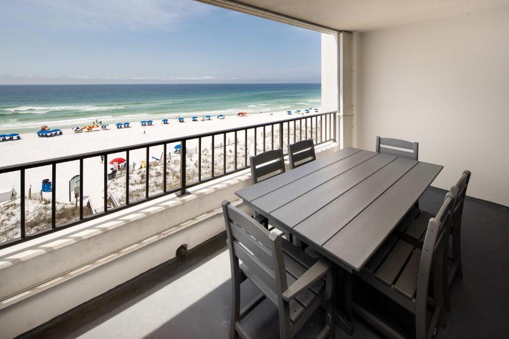 Surf Dweller 506 Largest Gulf Front balconies