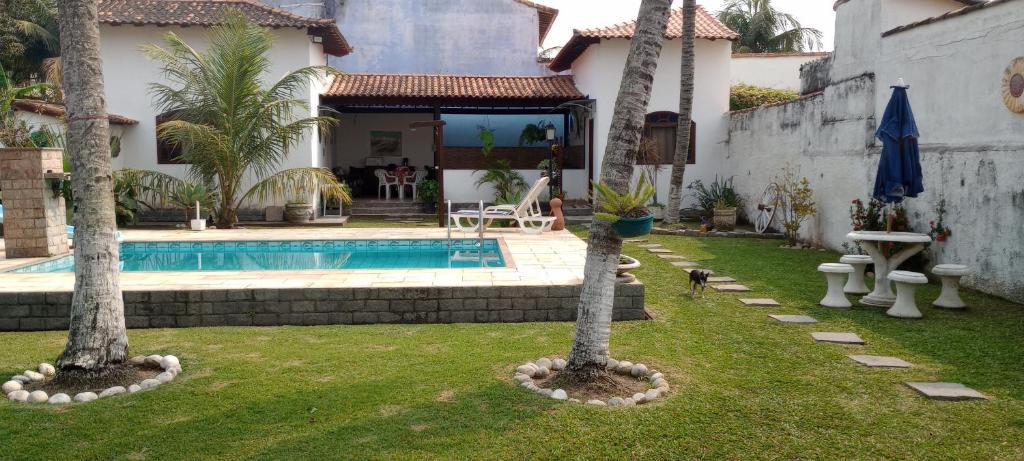 Πισίνα στο ή κοντά στο SUITE ACONCHEGANTE 02