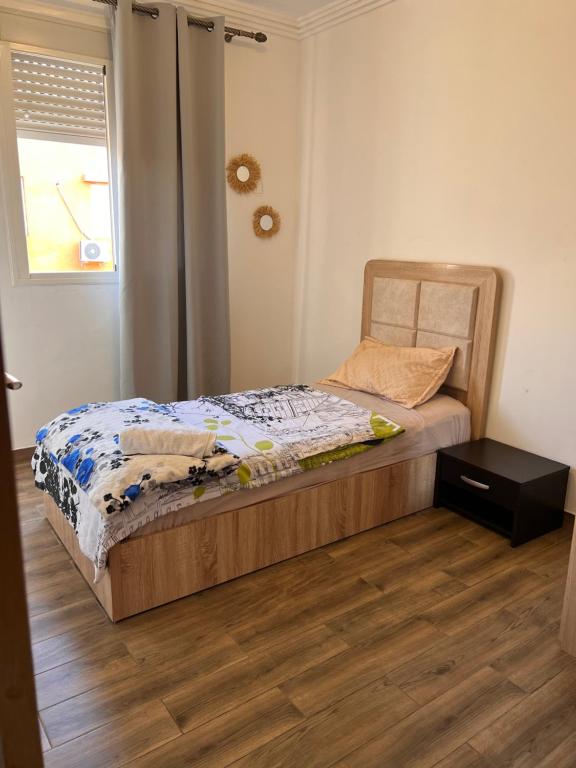 Una cama o camas en una habitación de New, quiet and comfortable