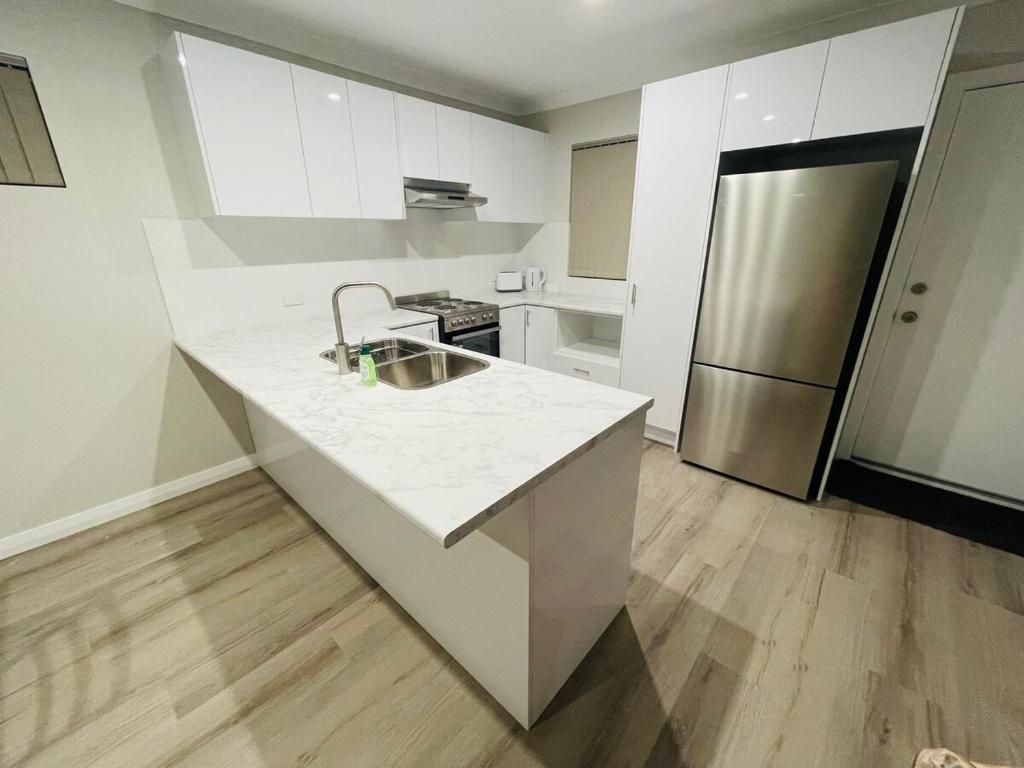 Η κουζίνα ή μικρή κουζίνα στο Glen Iris Gem D