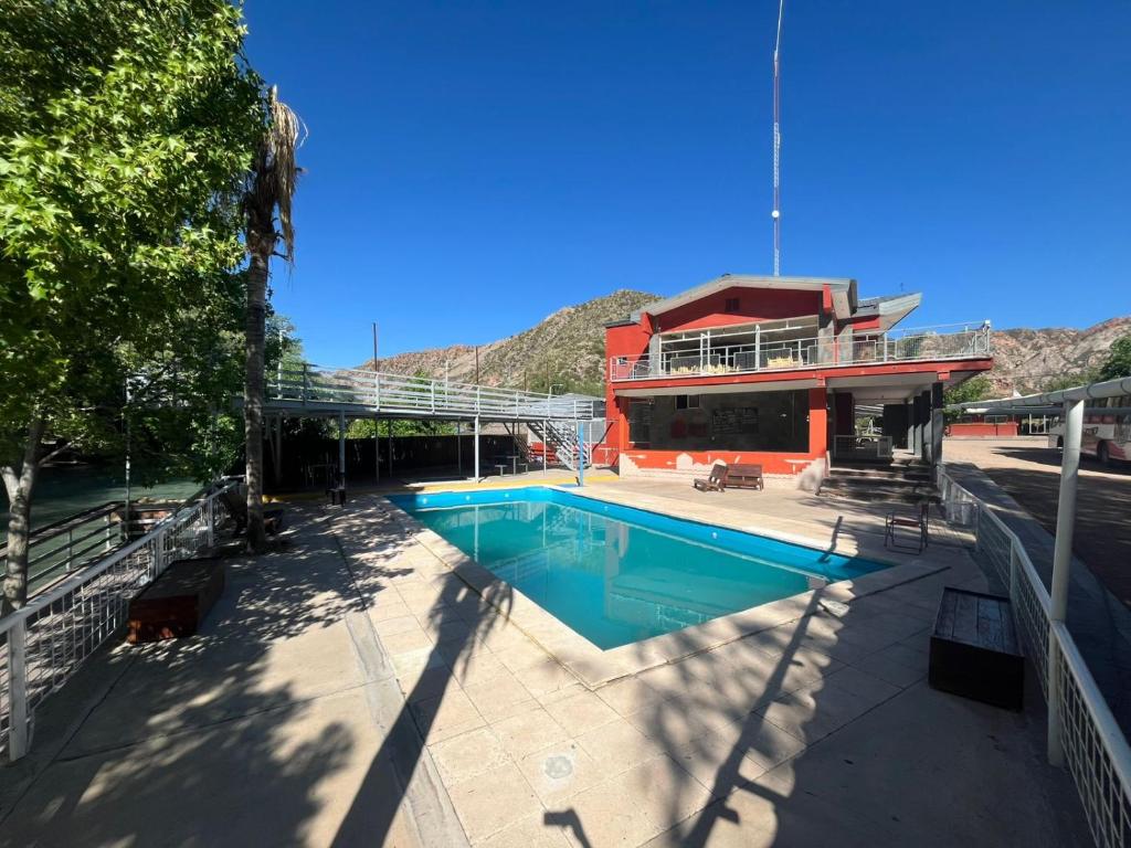 Hồ bơi trong/gần Hostel Valle Grande