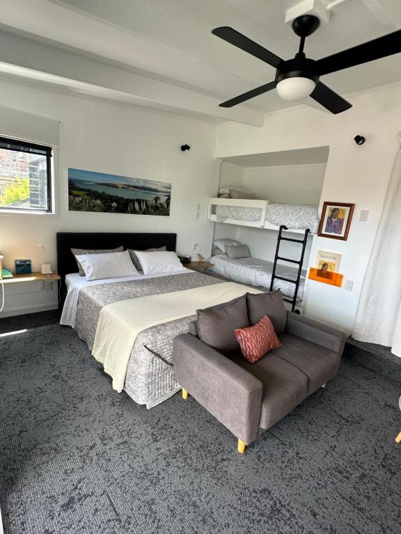 Postel nebo postele na pokoji v ubytování Beach view studio 337