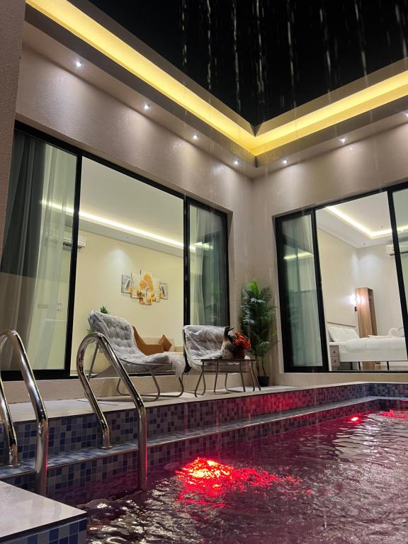 Piscina di شاليه الجنان o nelle vicinanze