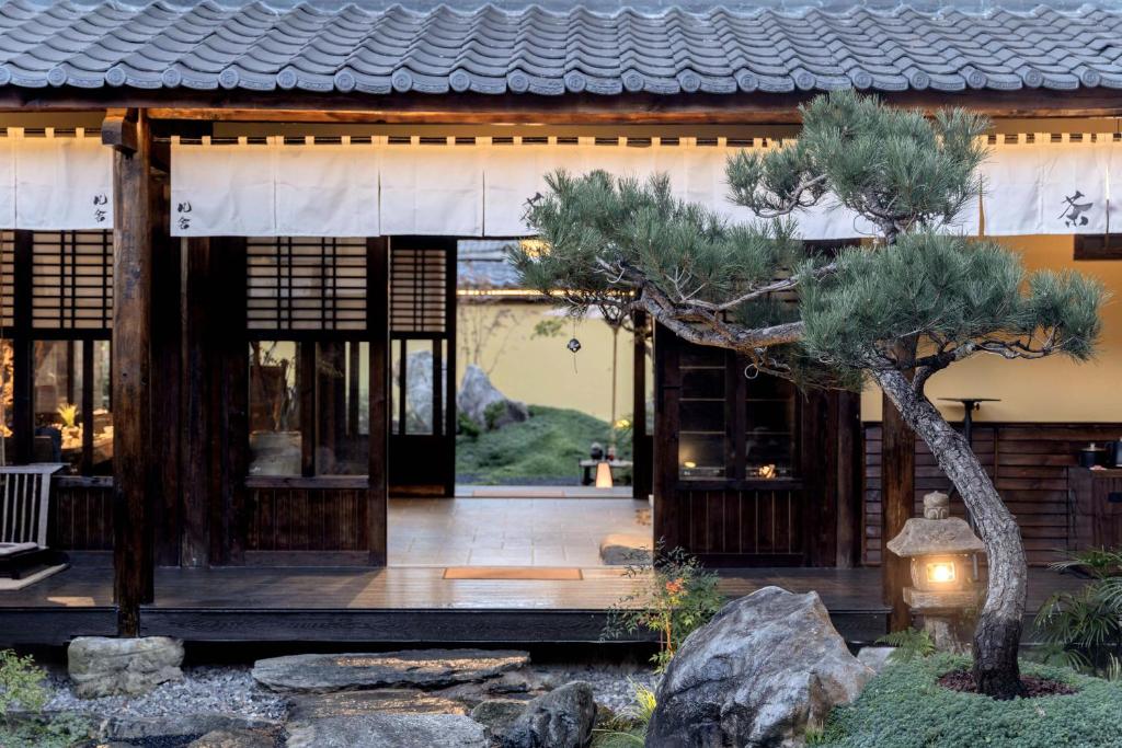 En have udenfor Dali Fanshe Tea Garden Inn