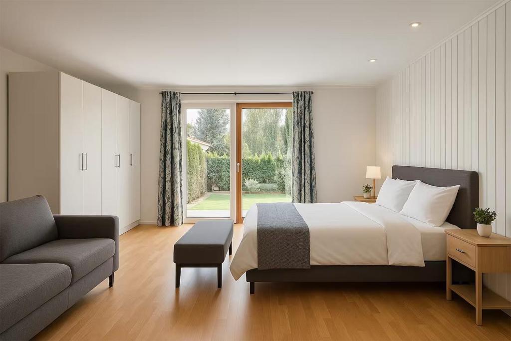 Giường trong phòng chung tại 1 BR Apt Oslo, Garden, Terrace, Free Parking,