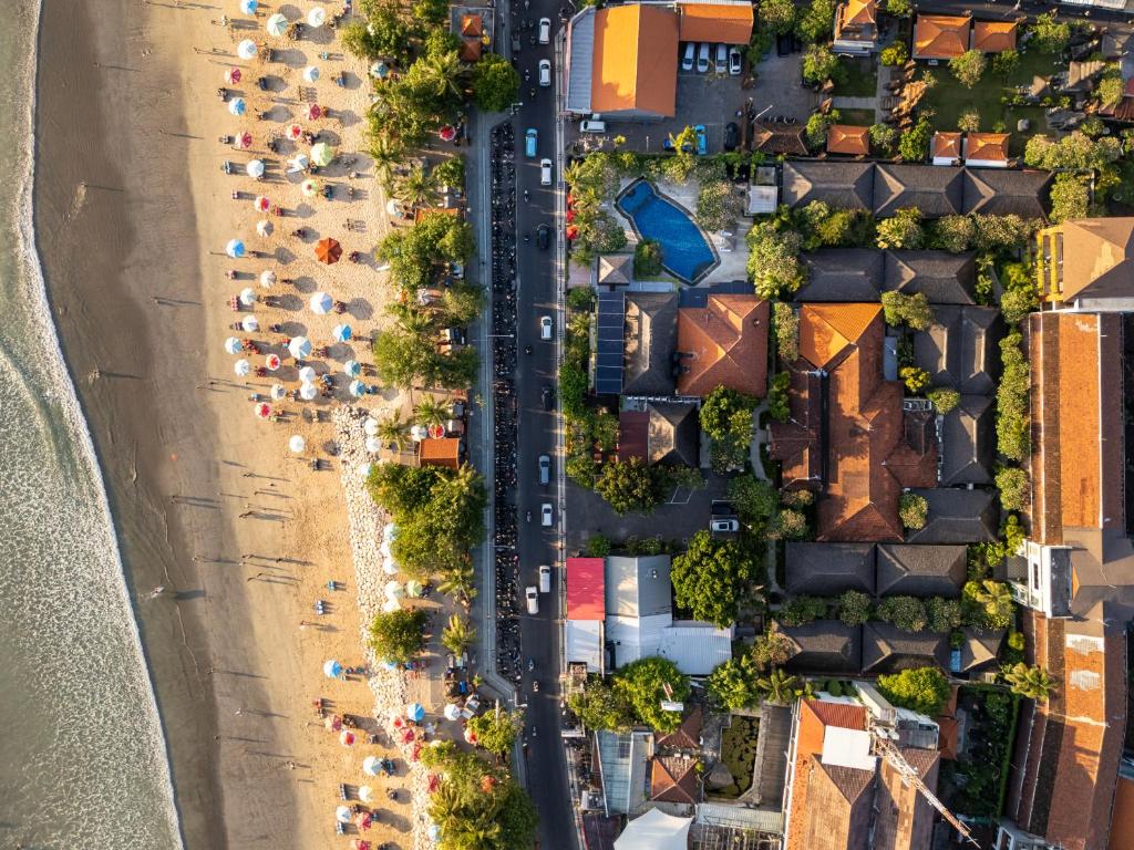 Kuta Seaview Beach Resort photo