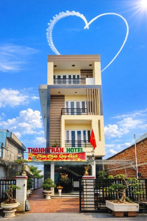 a hotel with a heart in the sky at Thanh Tran Guesthouse Lý Sơn in Ly Son