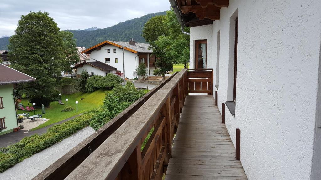 Nespecifikovaný výhled na hory nebo výhled na hory při pohledu z hotelu