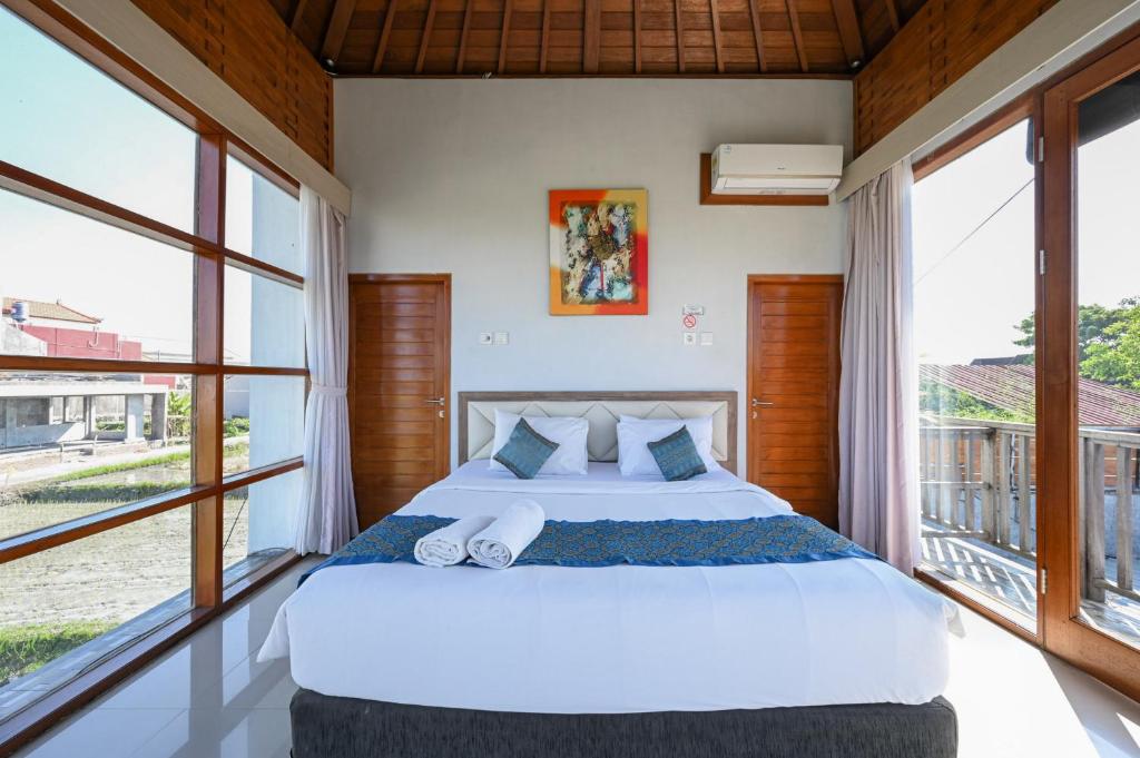 Hoki Villa by Urbanview Villa - Three-Bedroom Villa