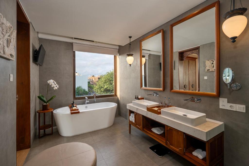 Kuta Seaview Beach Resort photo