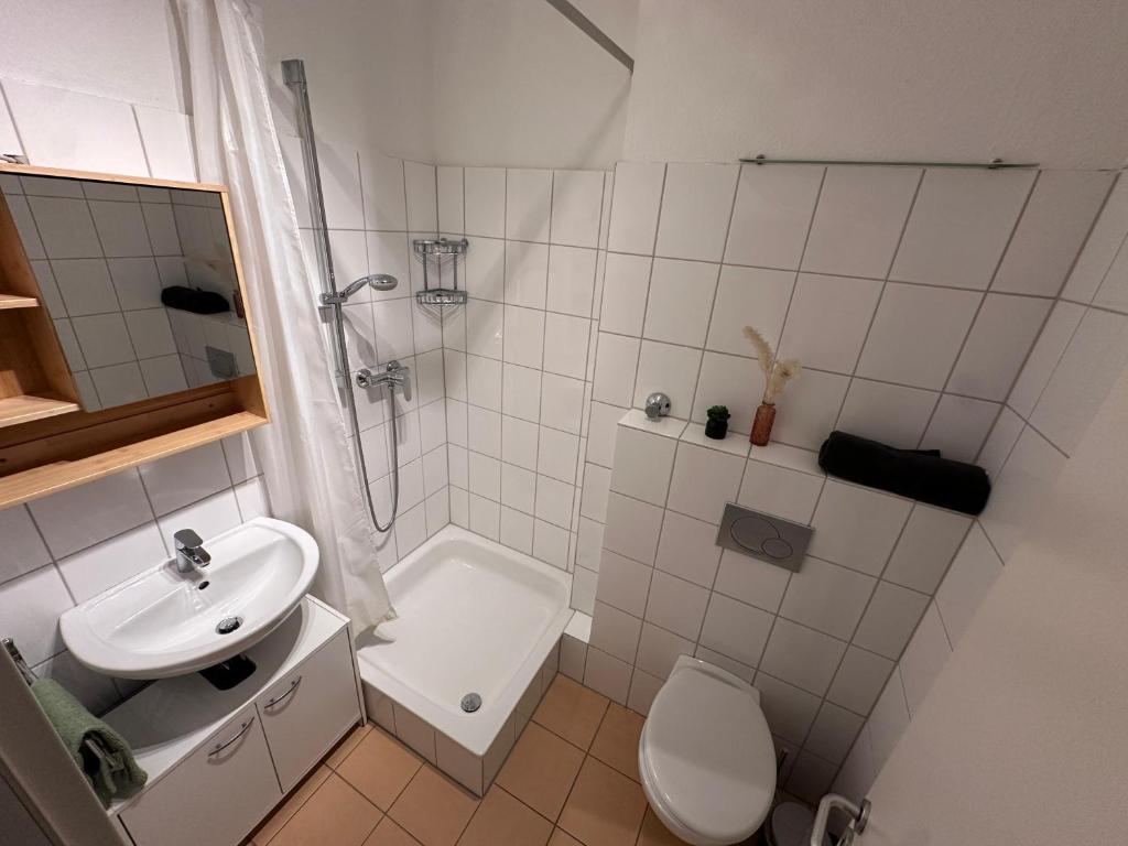 Koupelna v ubytování Pott Spot Essener Innenstadt Ferienwohnung mit Küche