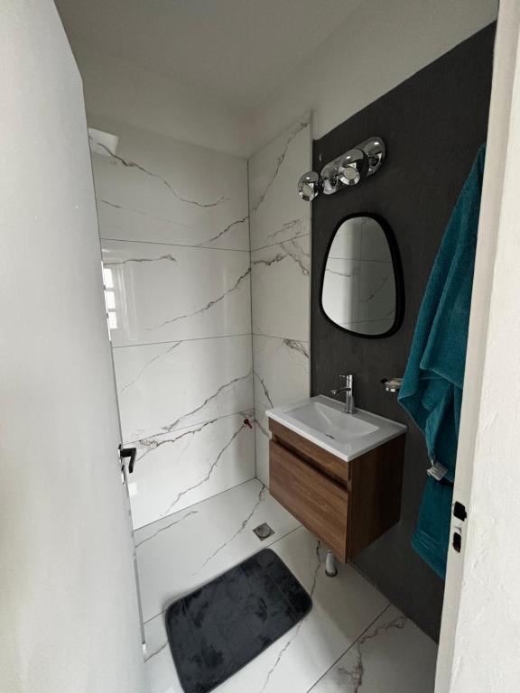 Apartamento Céntrico, Moderno y Tranquilo