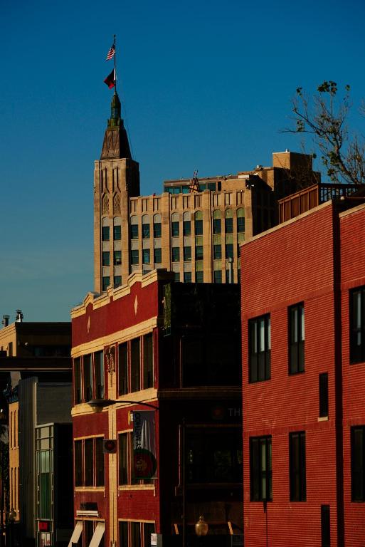 The Robey, Chicago, a Member of Design Hotels photo