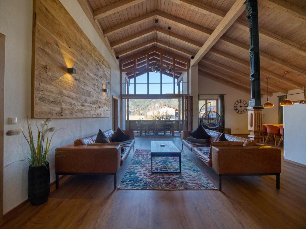 Khu vực ghế ngồi tại Chaletwohnung Weitblick mit Wellnessbereich