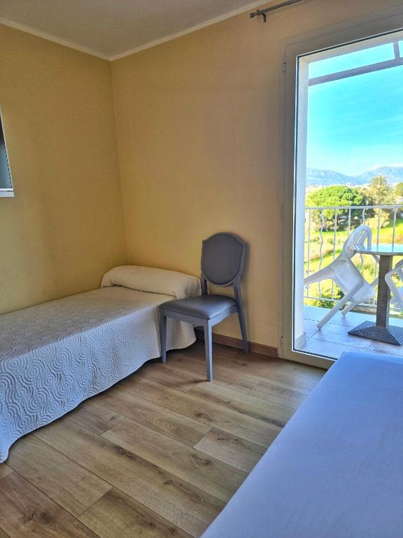 Castellu Rossu - Habitación Triple