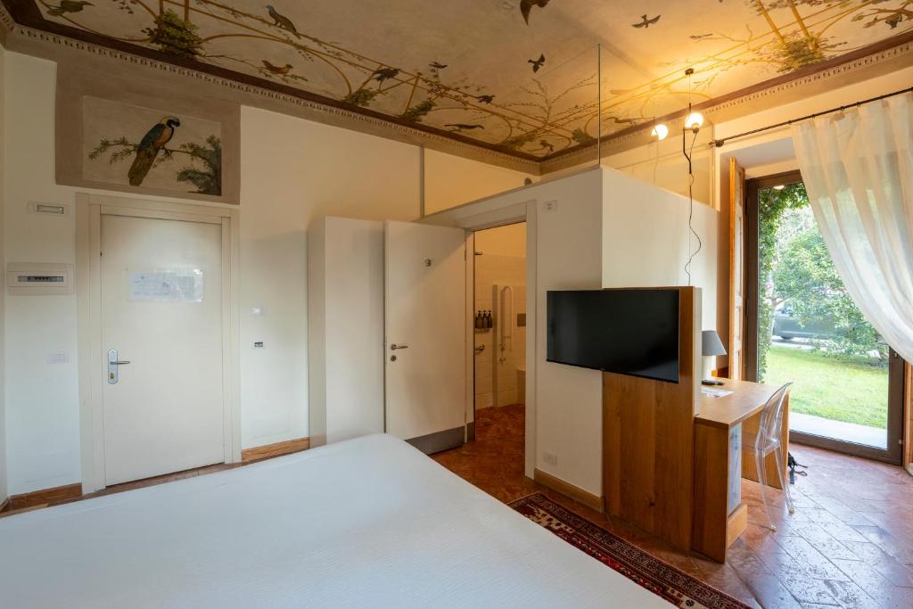 Art Hotel Varese - Queen Room With Garden View