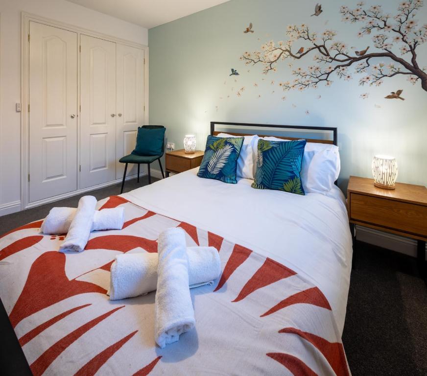 En eller flere senge i et værelse på Park House By Cliftonvalley Apartments