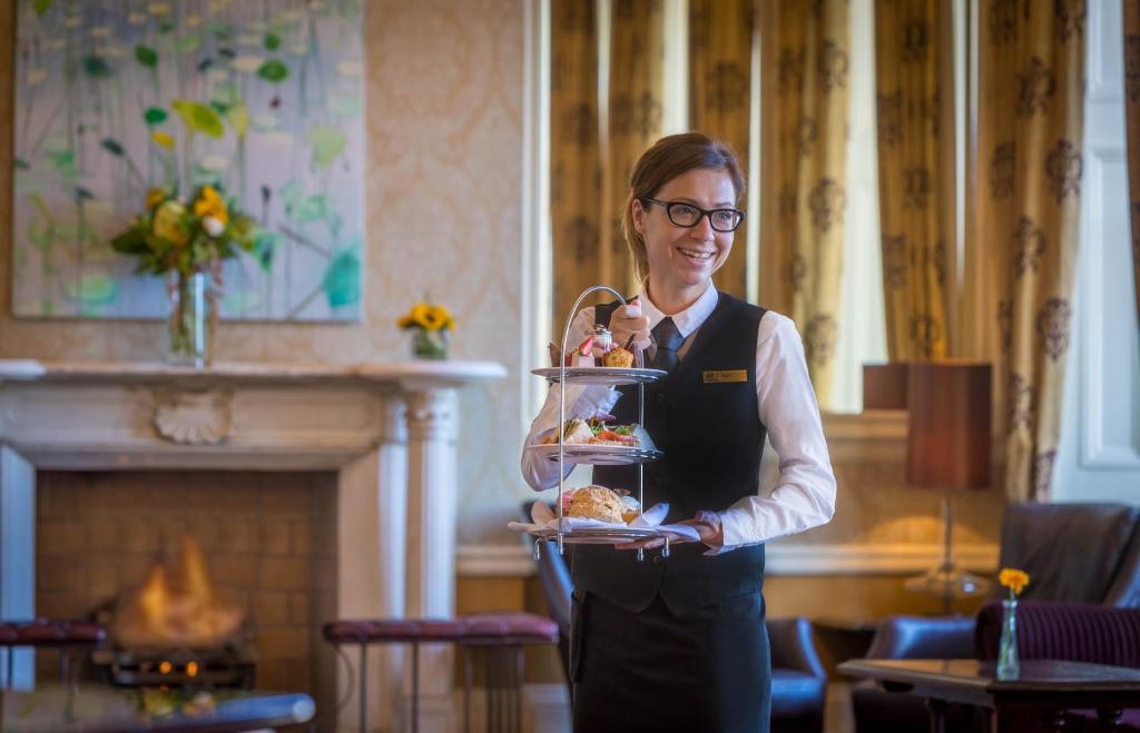 Royal Marine Hotel photo