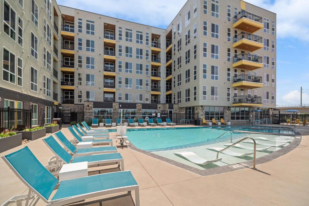 an image of a swimming pool at a apartment complex at Kasa Rino Denver in Denver