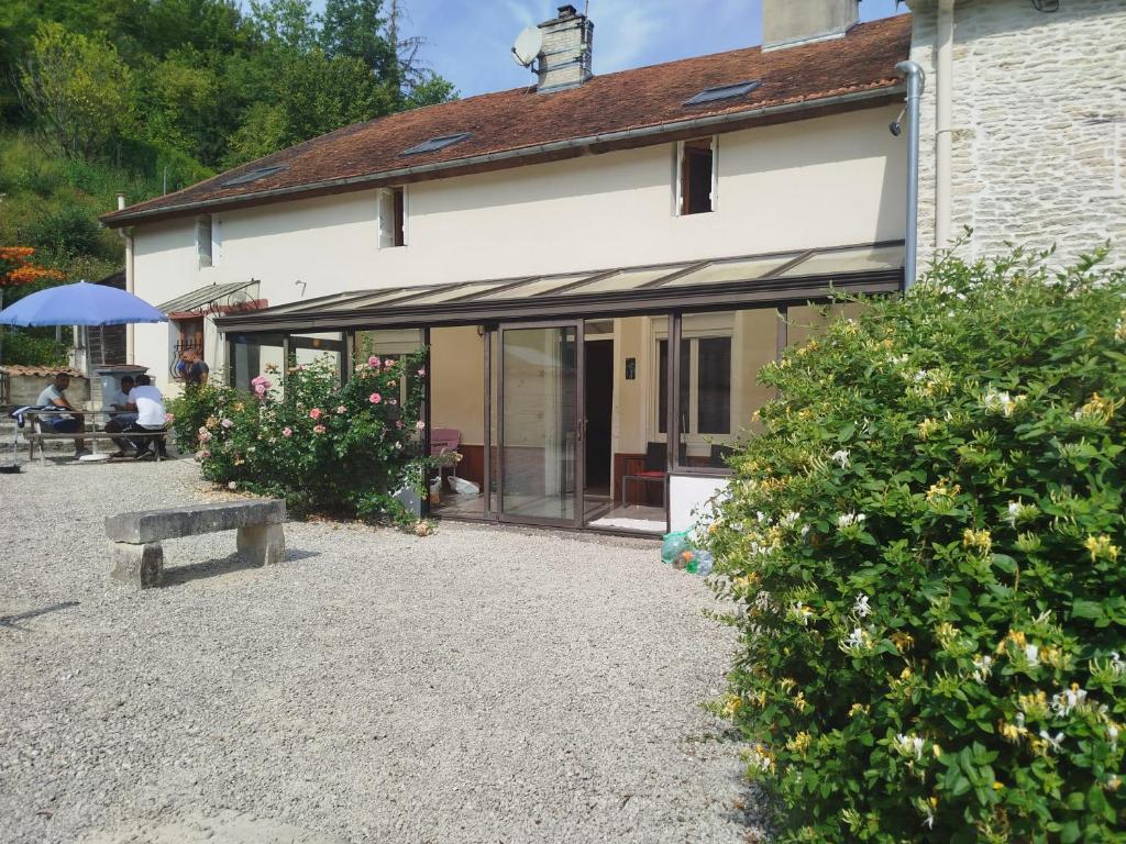 Budova, kde se prázdninový dům nachází