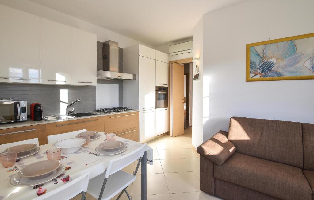 Awesome Home In Magliolo With Sauna - Casa De Vacaciones De 2 Dormitorios