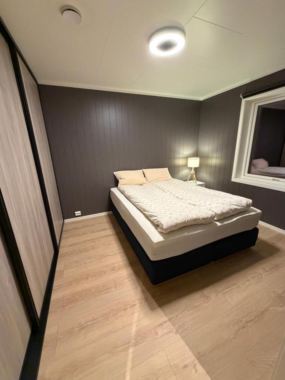 Postel nebo postele na pokoji v ubytování Apartment 72 m2, 2 bedrooms,Kitchen Bathroom,Wi-Fi and TV