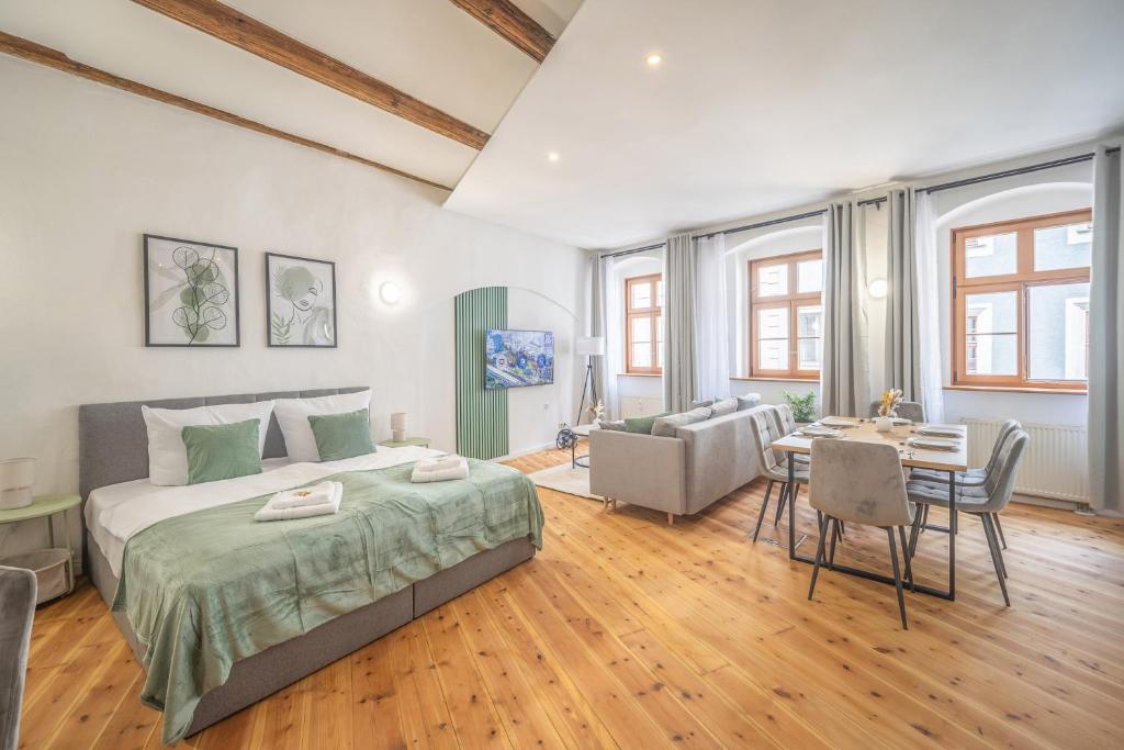 Ένα ή περισσότερα κρεβάτια σε δωμάτιο στο CoView - Pirna Altstadt - Parkplatz