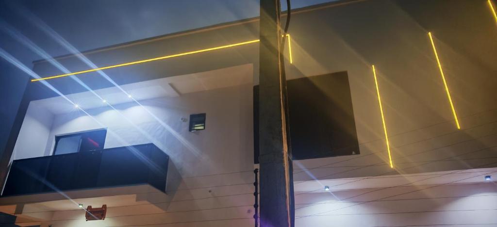 TV a/nebo společenská místnost v ubytování Aquamarine home