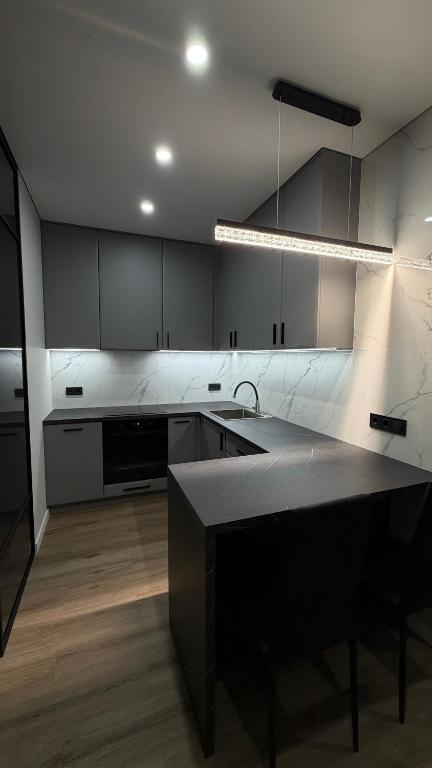 New Business-Class Apartament з ГЕНЕРАТОРОМ Varshavsky фото 7