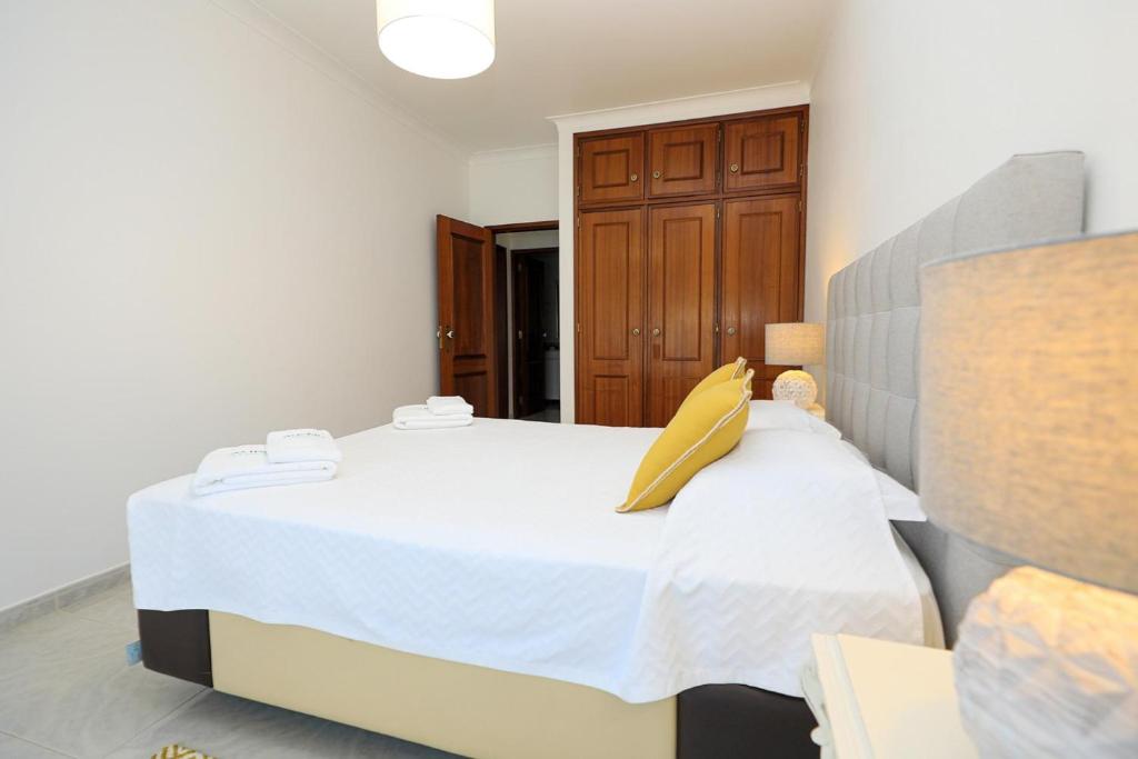 C23 - Parkway Entrance Apartment in Lagos - 19