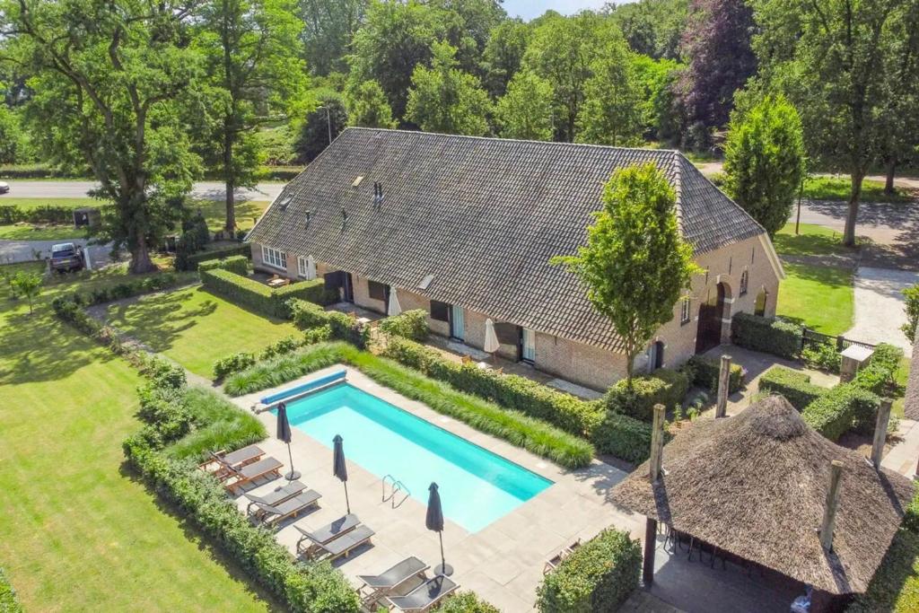 Hồ bơi trong/gần De Kasteelboerderij