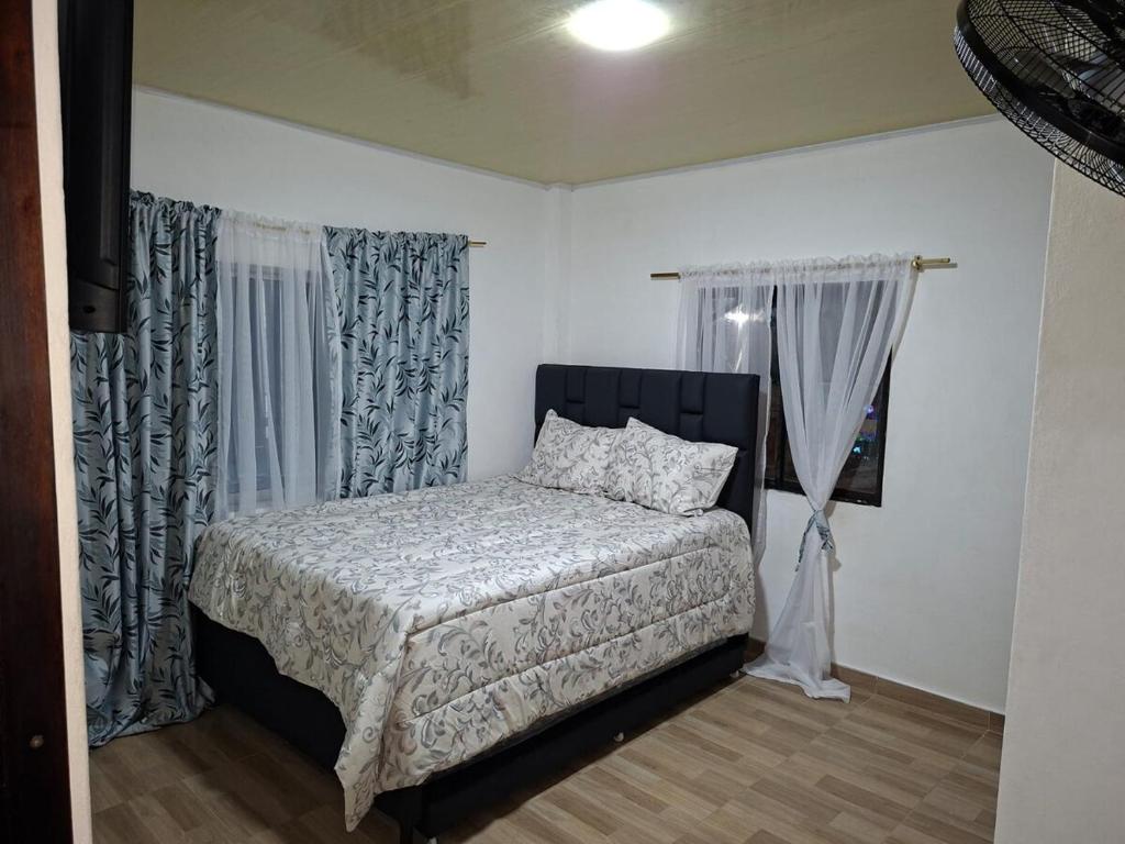 Postel nebo postele na pokoji v ubytování Relax Inhouse