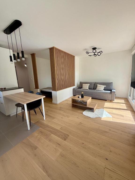 Khu vực ghế ngồi tại Appartement neuf avec parking