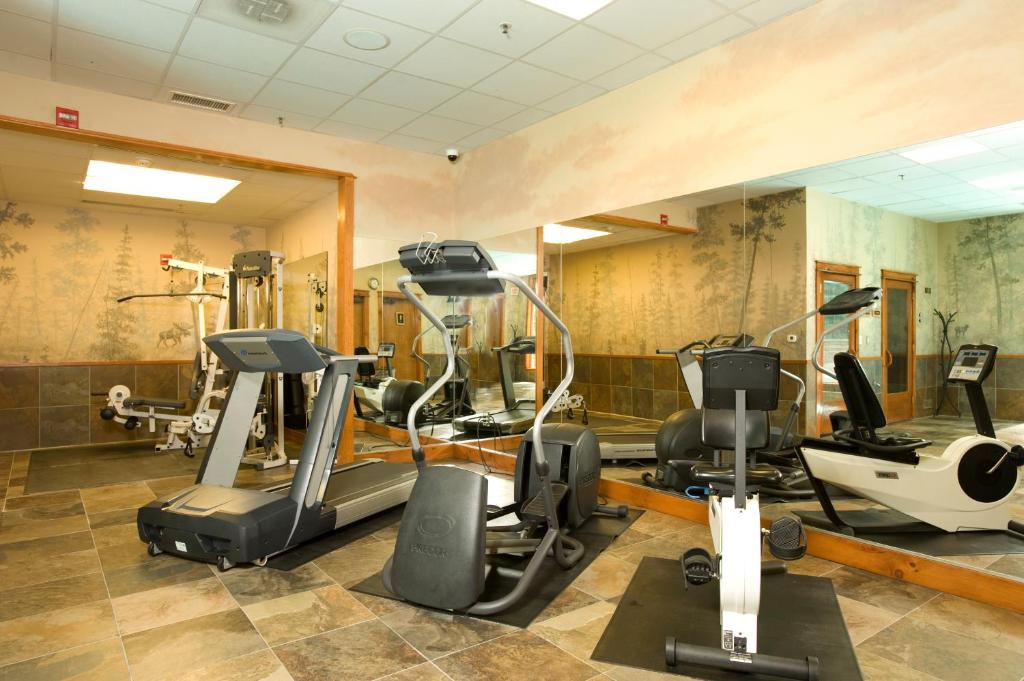 Fitness centrum a/nebo fitness zařízení v ubytování Timbers & Lone Eagle by Keystone Resort